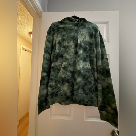 Flx Men's Green Camouflage Hoodie - Picture 3 of 4